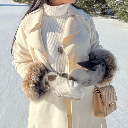 Winter Mittens in Natural Seal Skin & Coyote Fur Trim Deluxe
