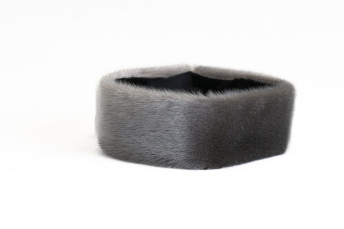 Bandeau en fourrure de phoque