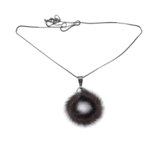 Collier à pendentif Beigne tout doux, fourrure de phoque (modèle 2)