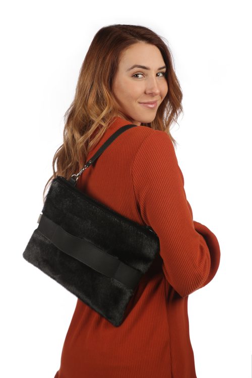 POCHETTE EN LOUP MARIN NOIR