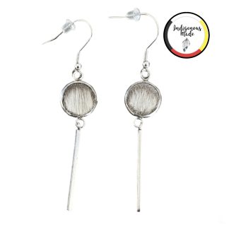Boucles d’oreilles rondes en peau de phoque avec des pendants droits en acier inoxydable