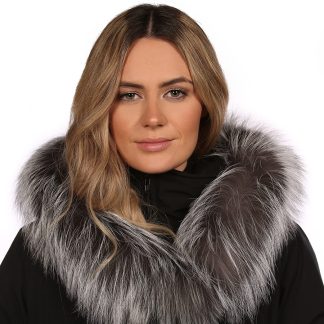 V Fur Trim Silver Fox